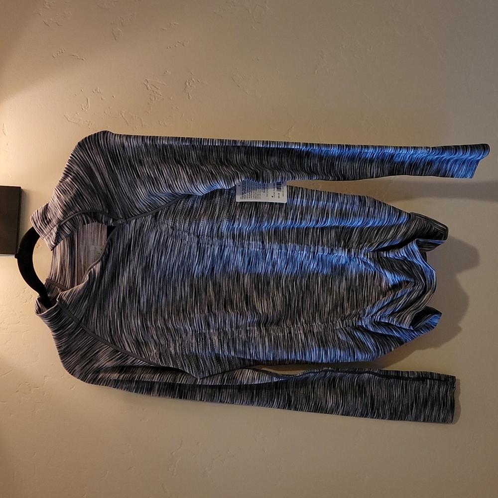 Athleta Work long sleeve work out top